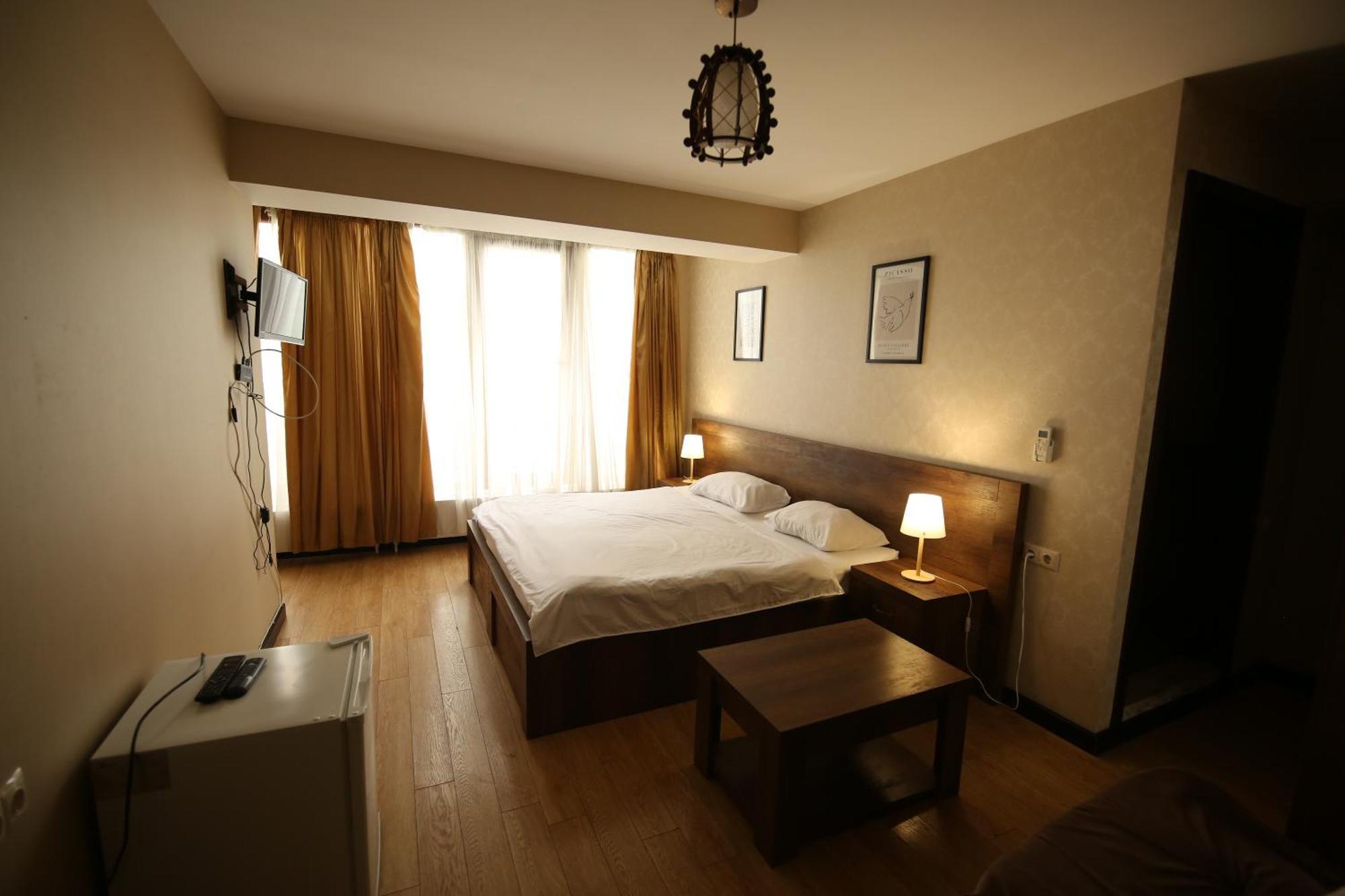 Dream Sky Hotel Tbilisi Buitenkant foto