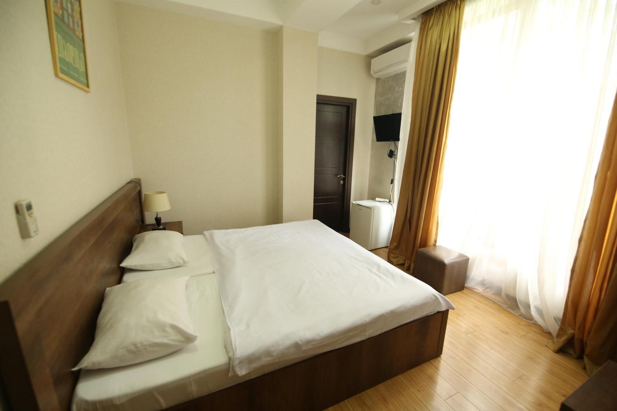 Dream Sky Hotel Tbilisi Buitenkant foto