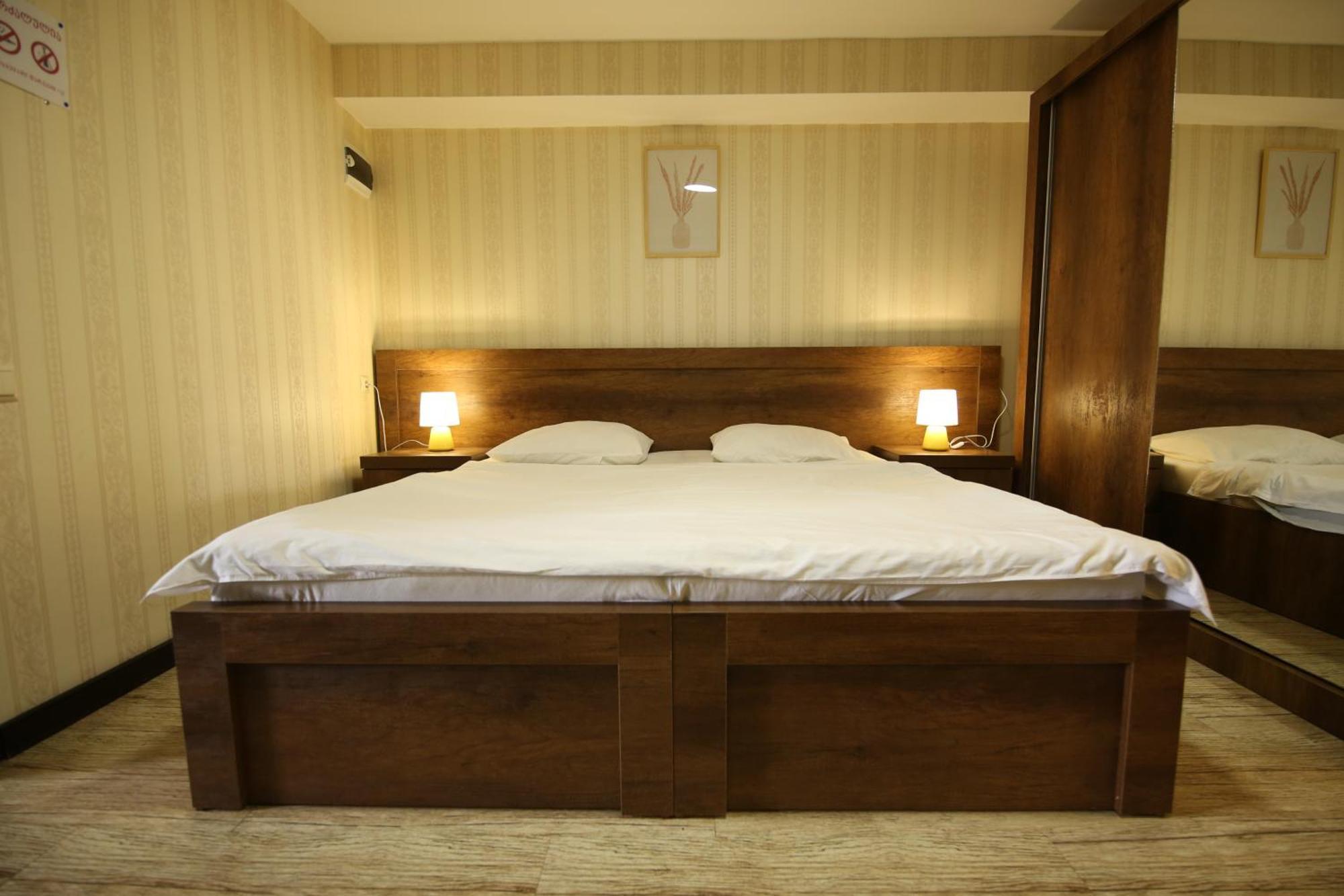 Dream Sky Hotel Tbilisi Buitenkant foto