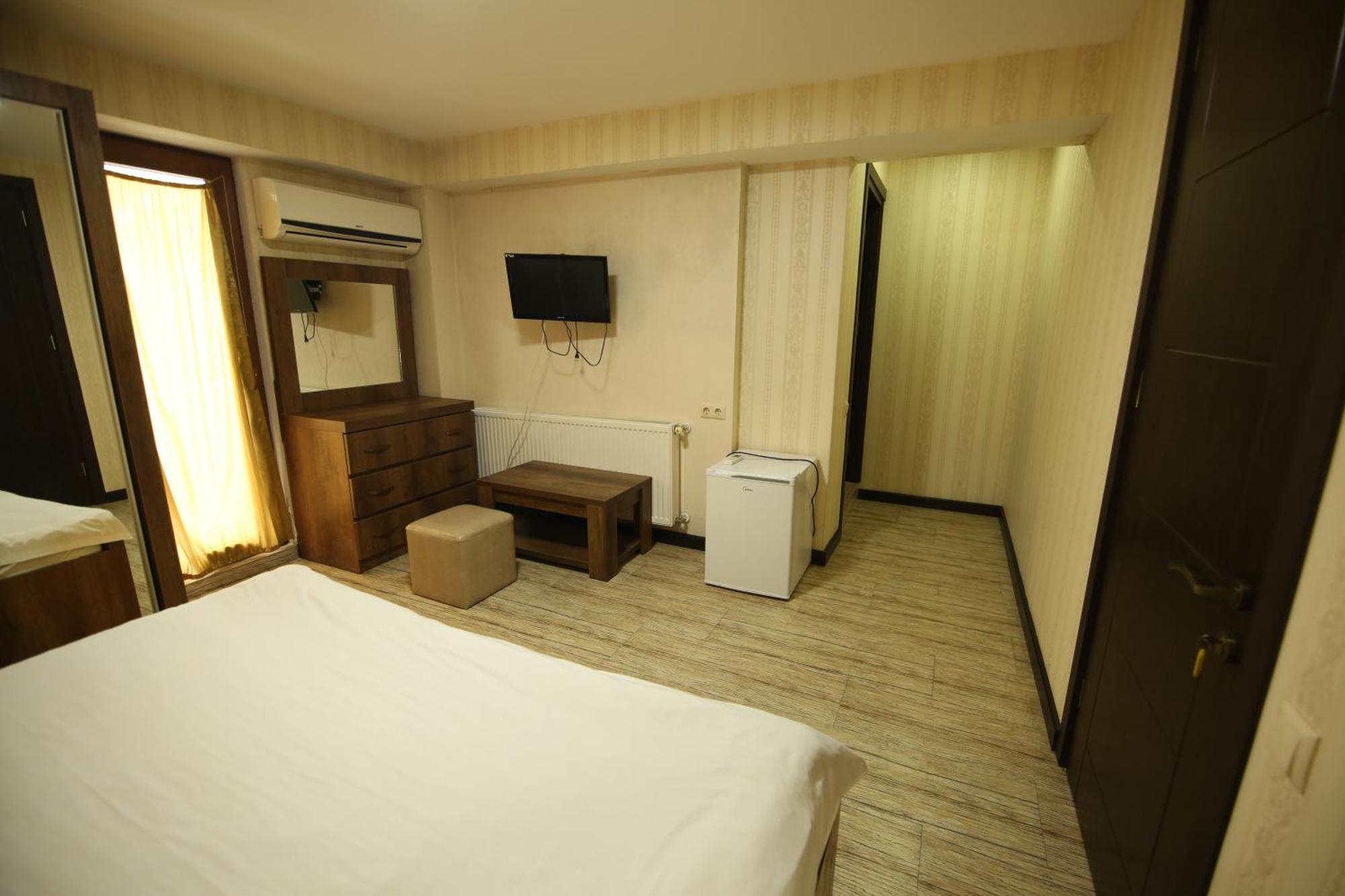 Dream Sky Hotel Tbilisi Buitenkant foto